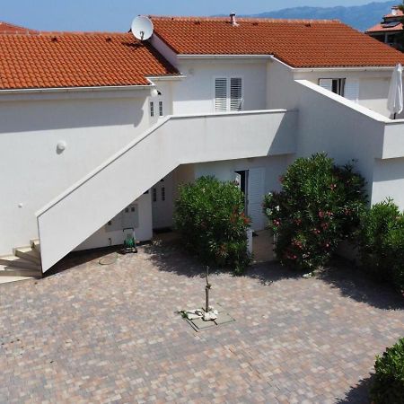 נובליה Apartments Frado מראה חיצוני תמונה