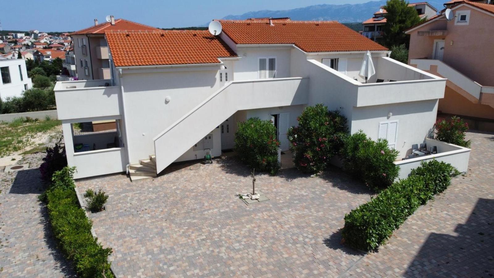 נובליה Apartments Frado מראה חיצוני תמונה